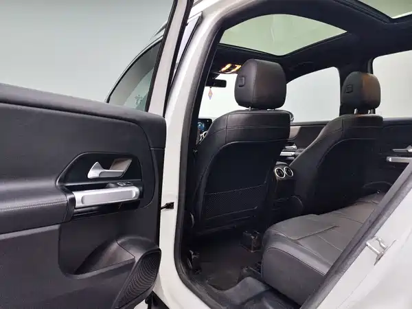 Mercedes-Benz GLB 2020