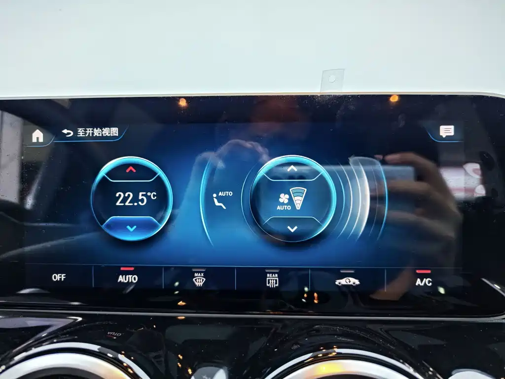 Mercedes-Benz GLB 2020 — фото 12