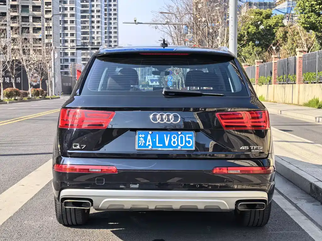 Audi Q7 2017 — фото 14