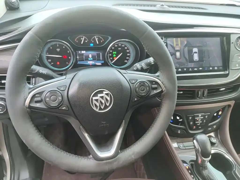 Buick Envision Plus 2017 — фото 11