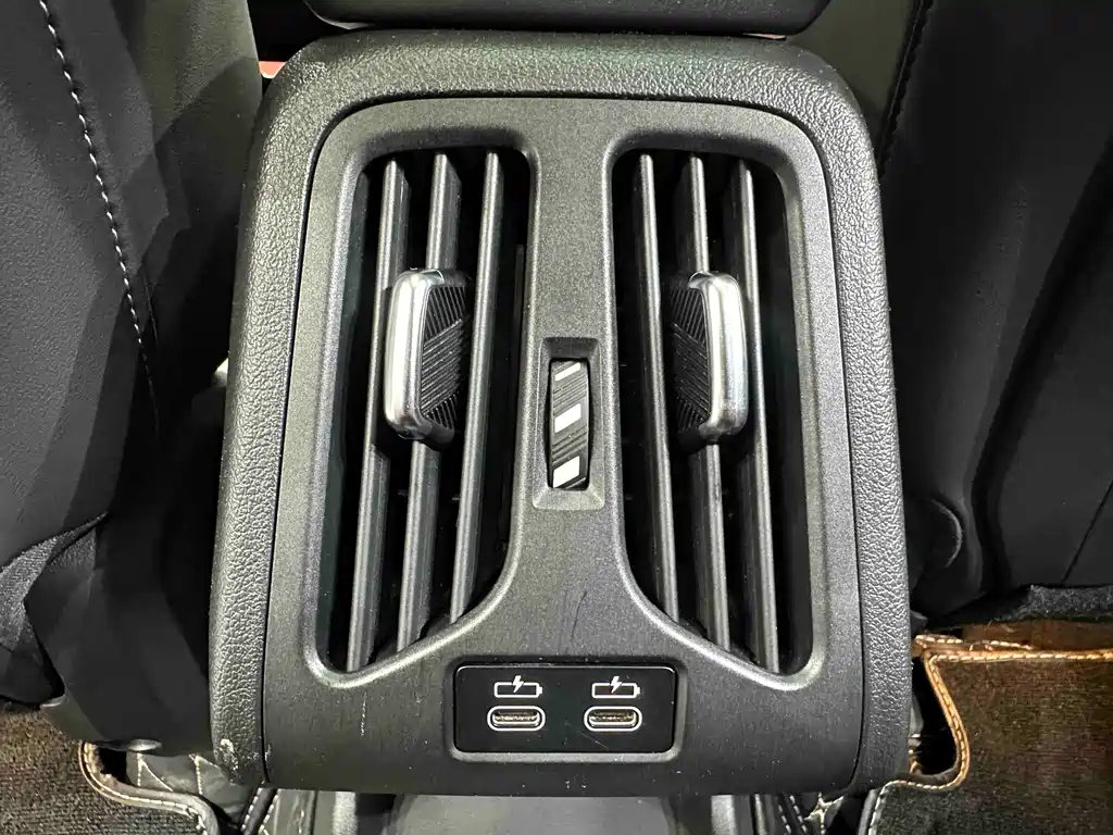 BMW X1 2023 — фото 13