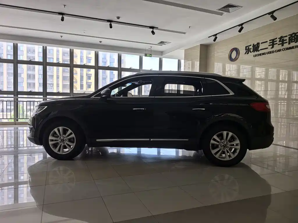 Lincoln MKX 2018