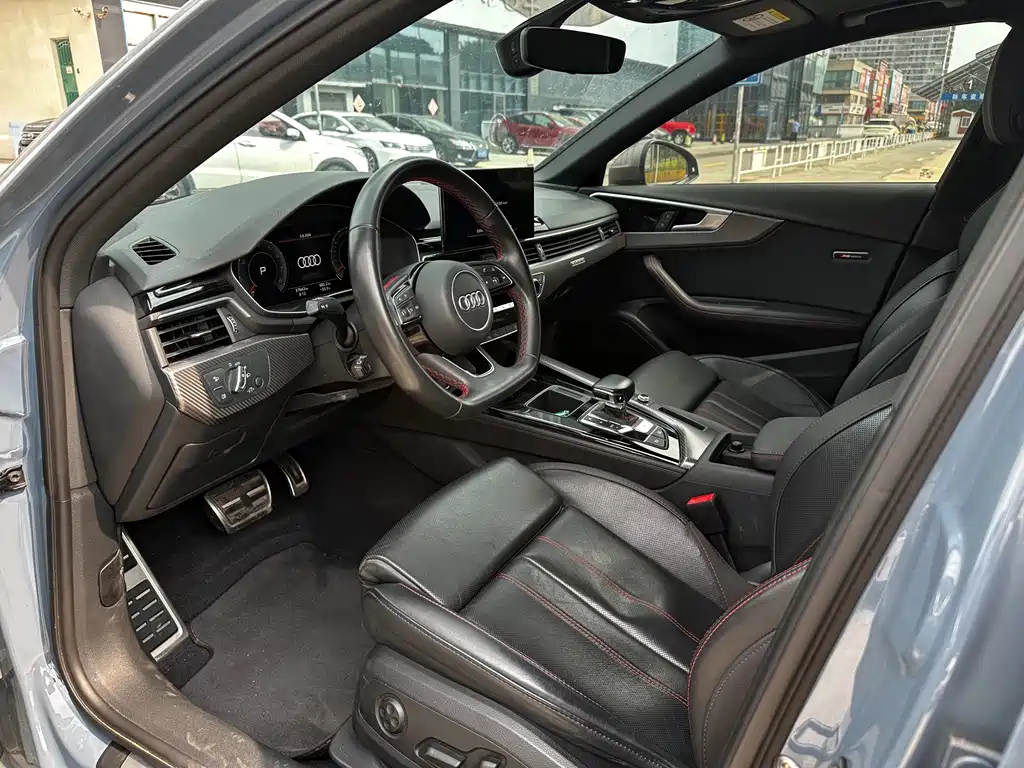 Audi A4L 2022