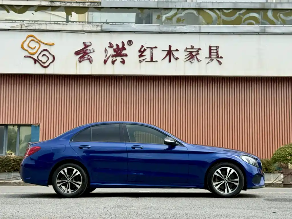 Mercedes-Benz C-Class 2018 — фото 6