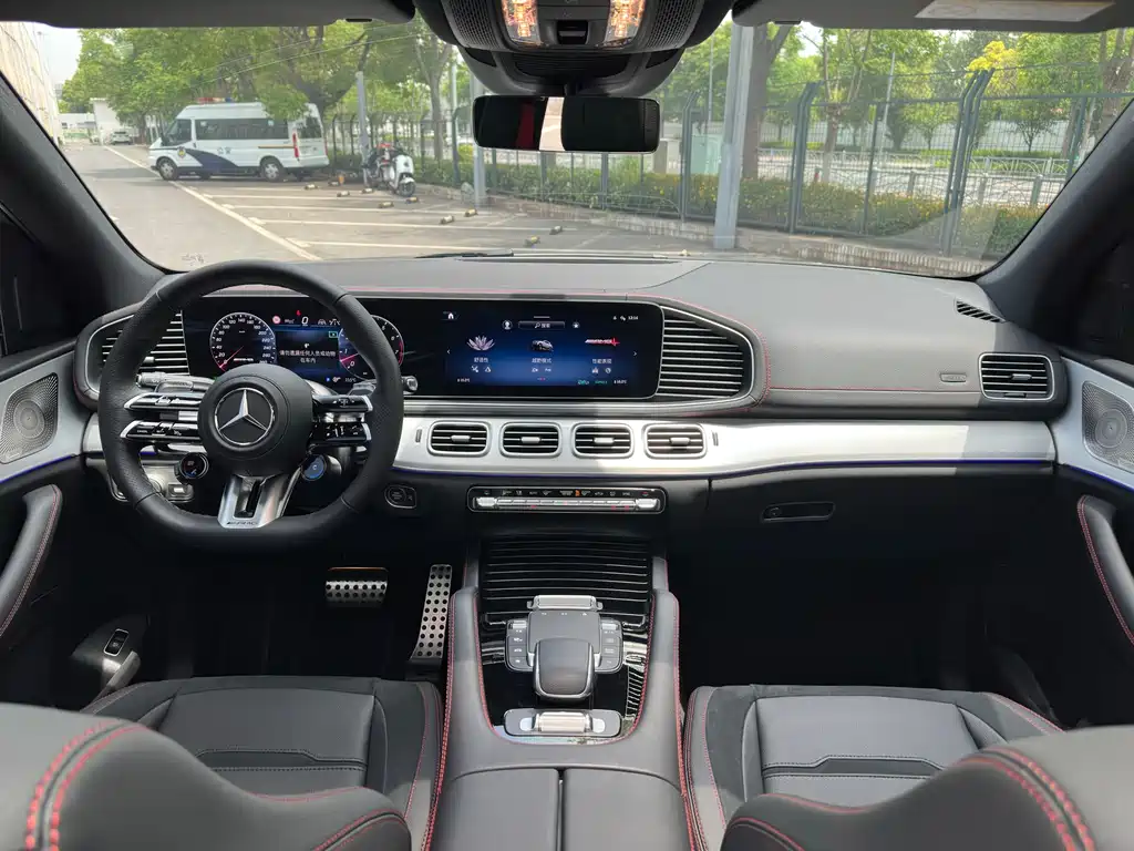 Mercedes-Benz GLE AMG 2026 — фото 17