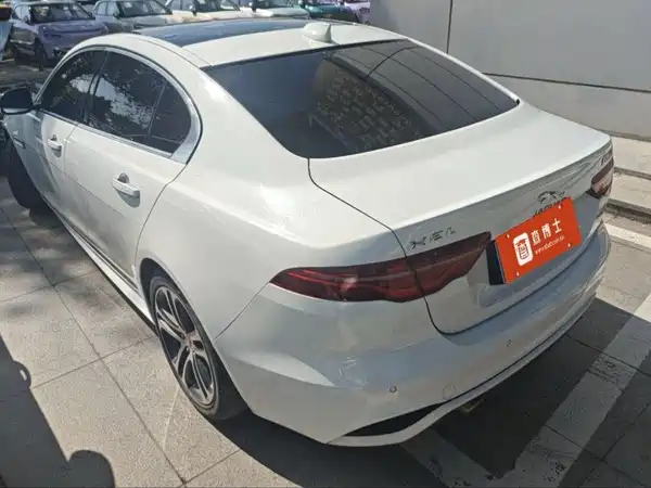 Jaguar XEL 2021