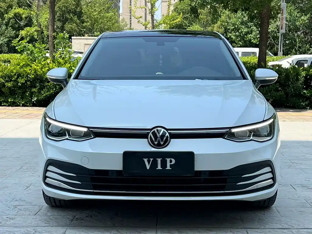 Volkswagen Golf 2023