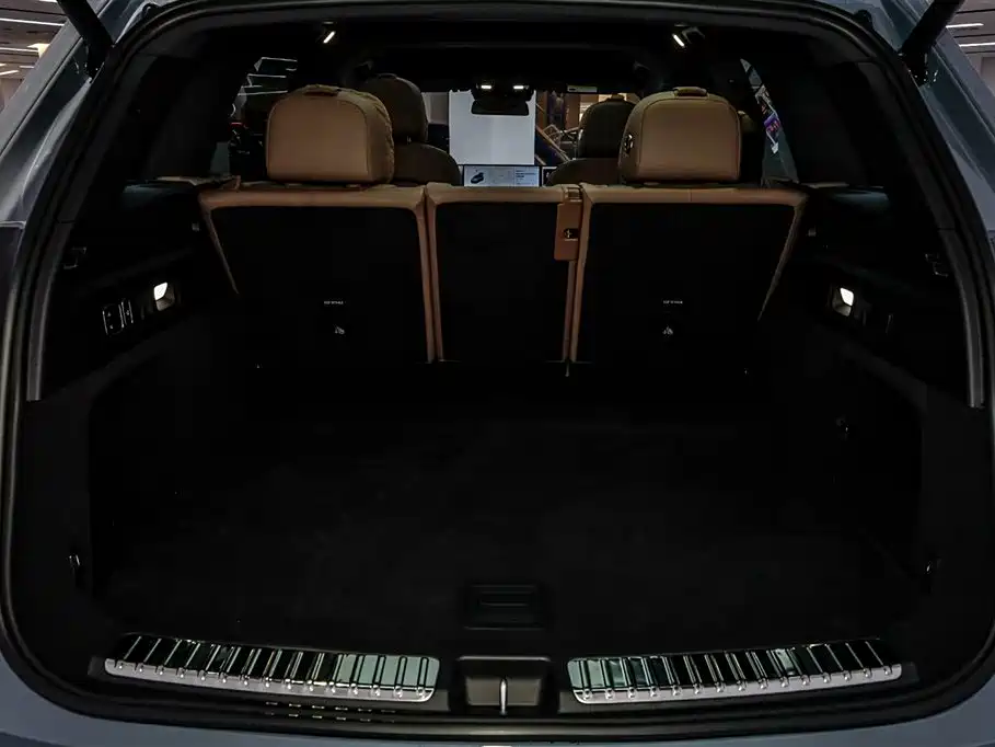 Li Auto Li L7 2025