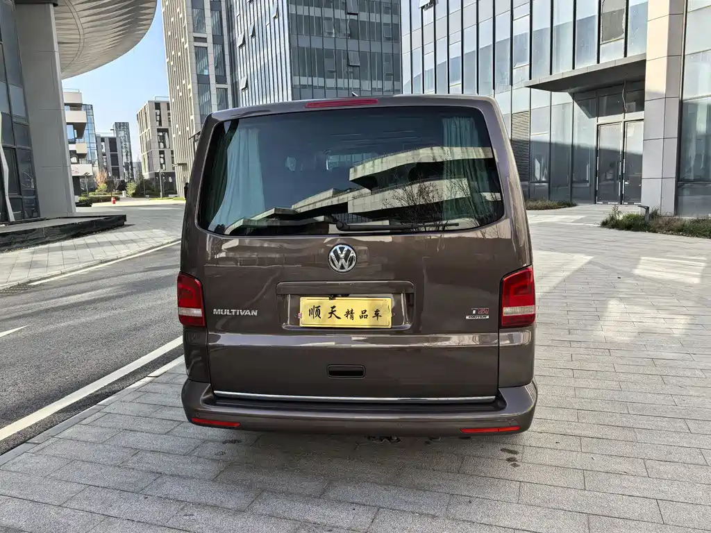 Volkswagen Multivan 2016 — фото 6