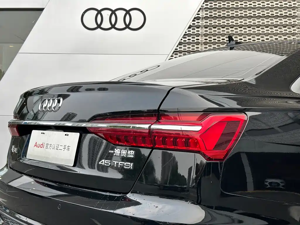Audi A6L 2020 — фото 15