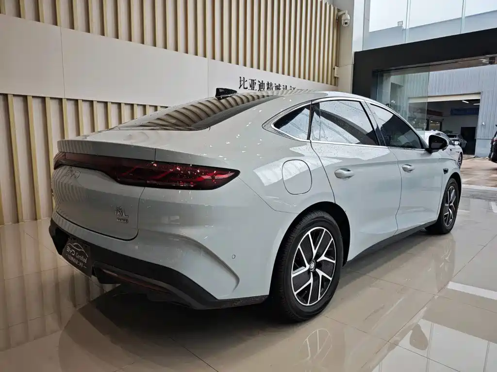 BYD Qin L 2025 — фото 14