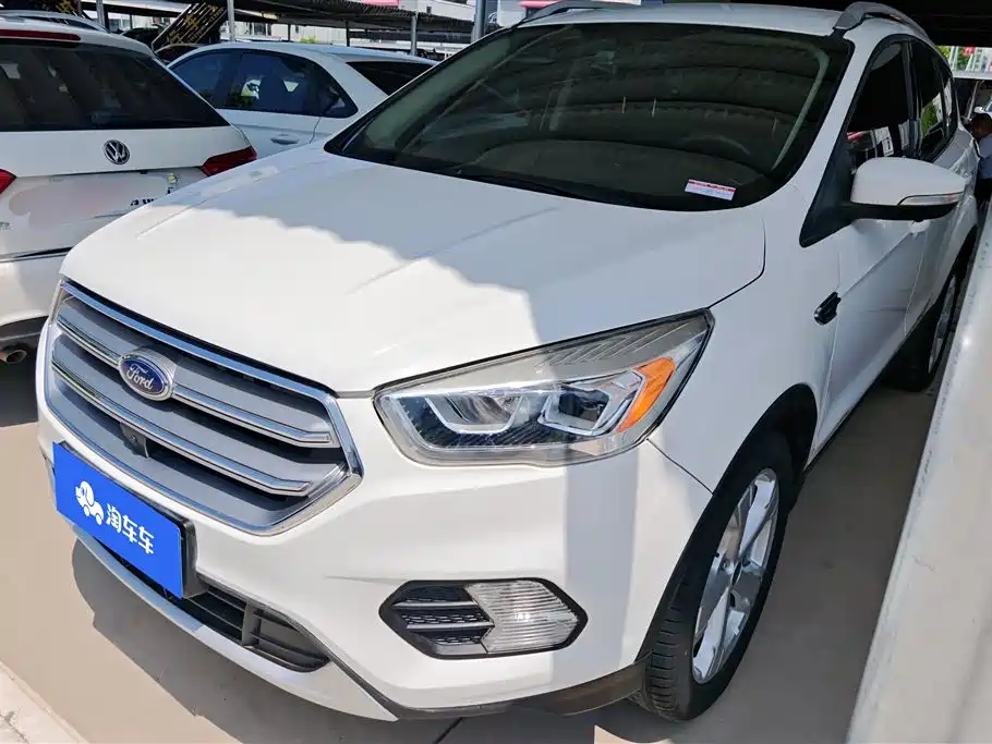 Ford Kuga 2016 — фото 1
