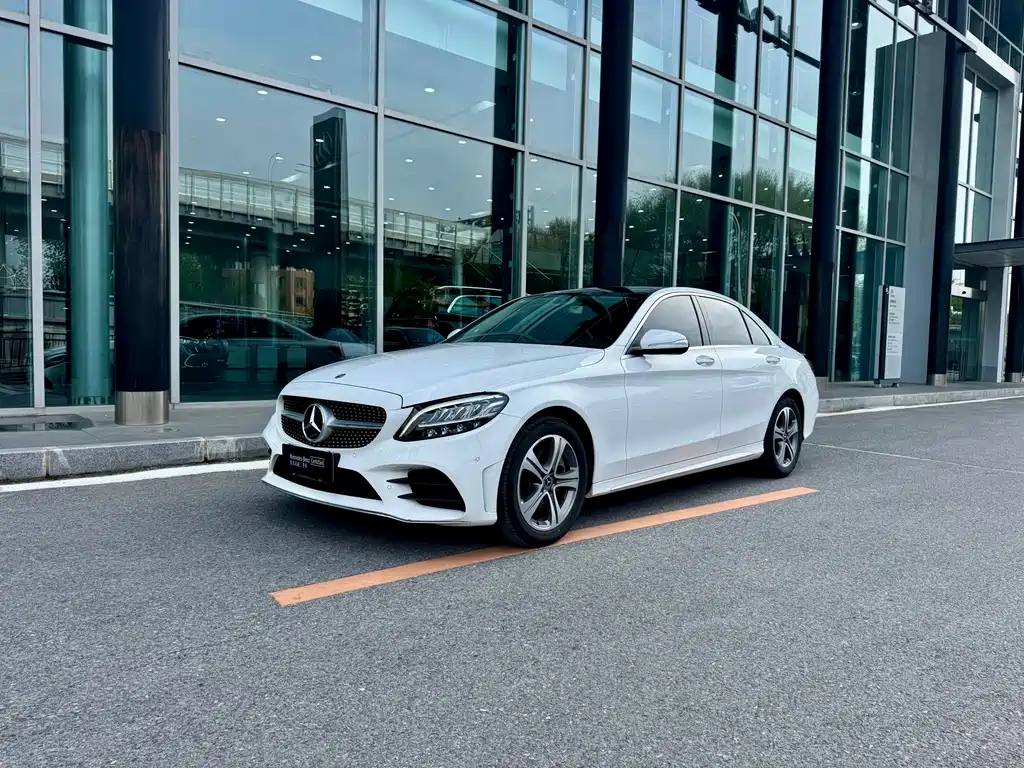 Mercedes-Benz C-Class 2020 — фото 1