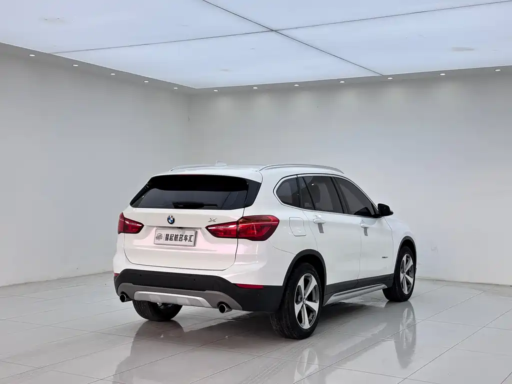 BMW X1 2017 — фото 16