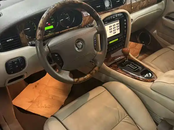 Jaguar XJ 2007