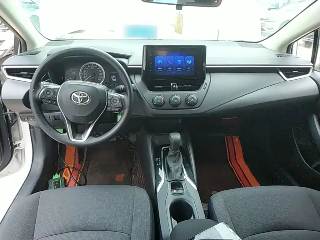 Toyota Corolla 2021 — фото 10