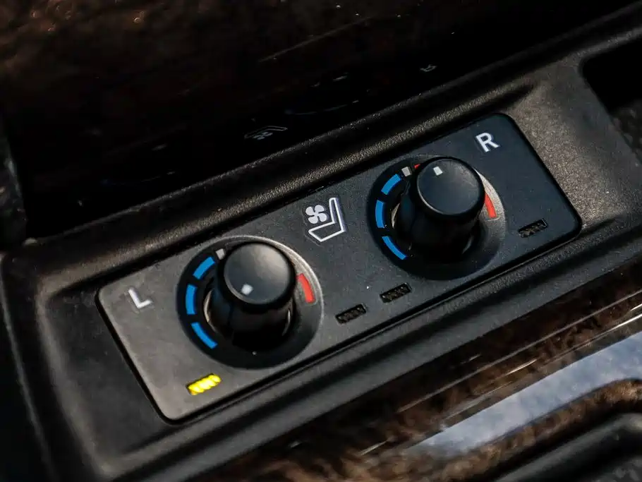 Toyota Vellfire 2021 — фото 19