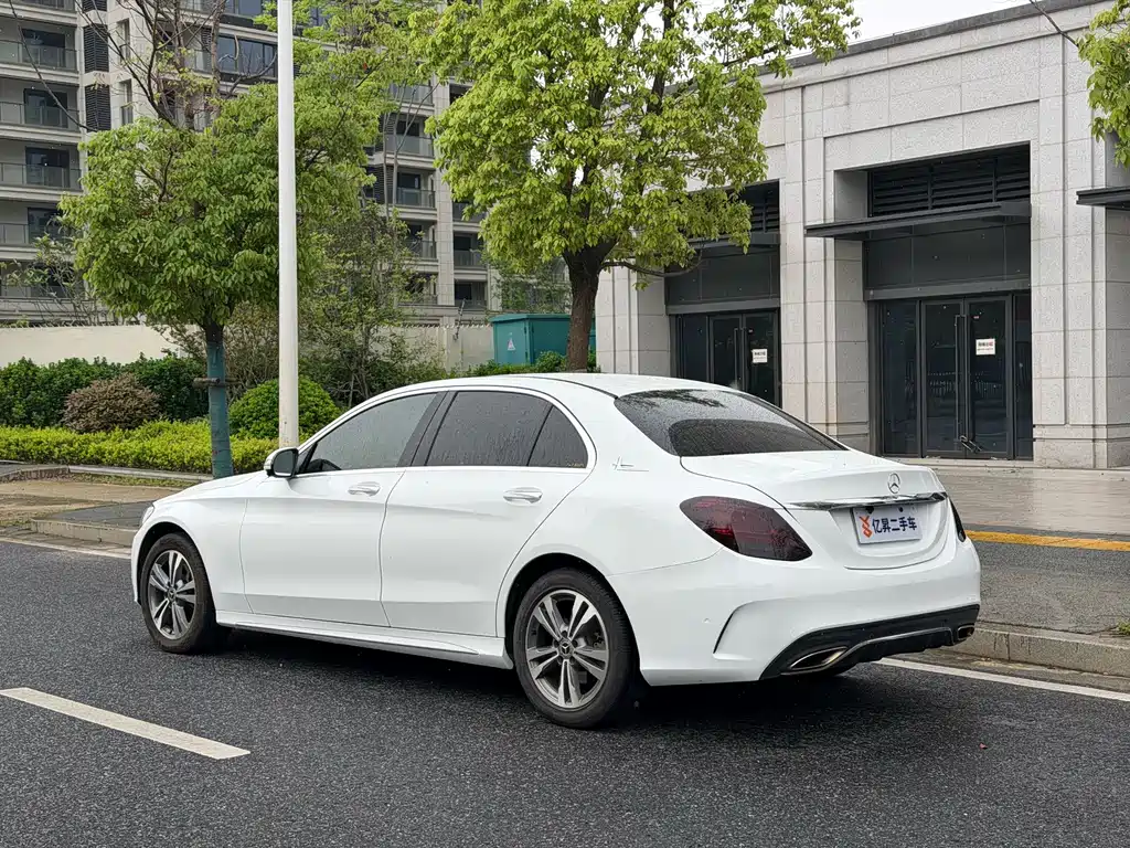 Mercedes-Benz C-Class 2019