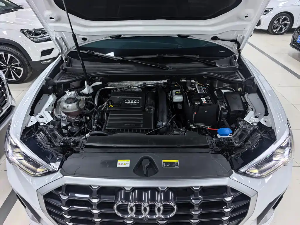 Audi Q3 2022 — фото 20