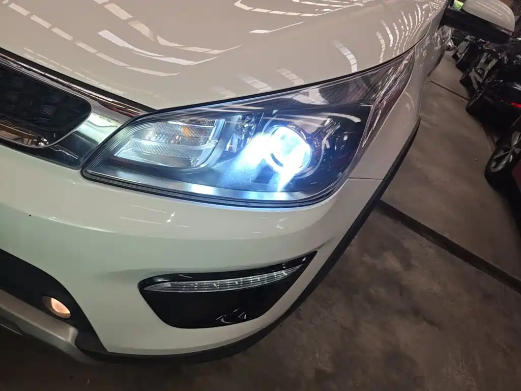 Kia KX CROSS 2019 — фото 24