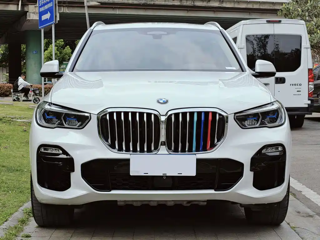 BMW X5 2019 — фото 2