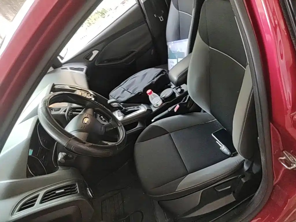 Ford Focus 2015 — фото 15