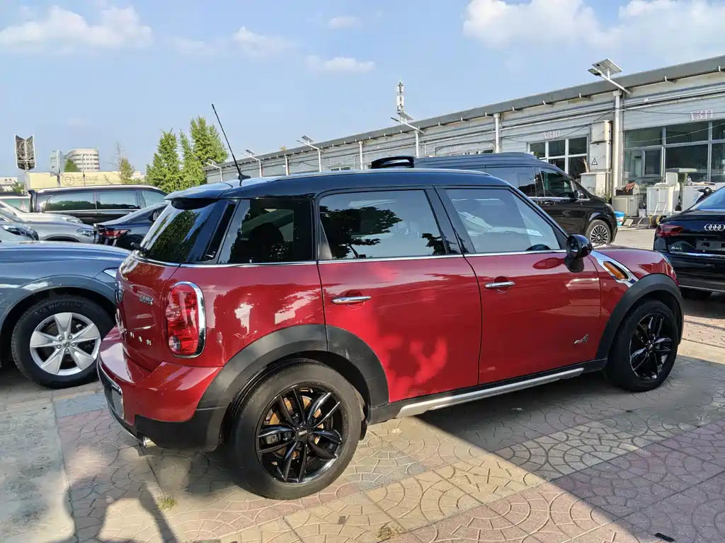MINI Countryman 2015 — фото 10