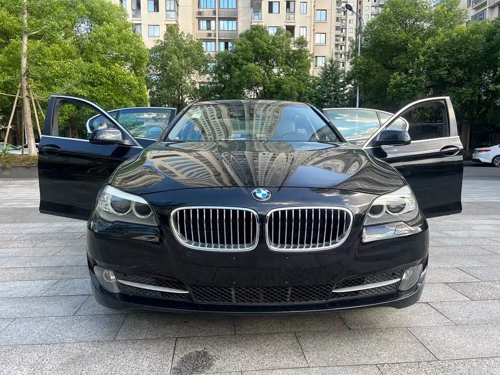 BMW 5 Series 2012