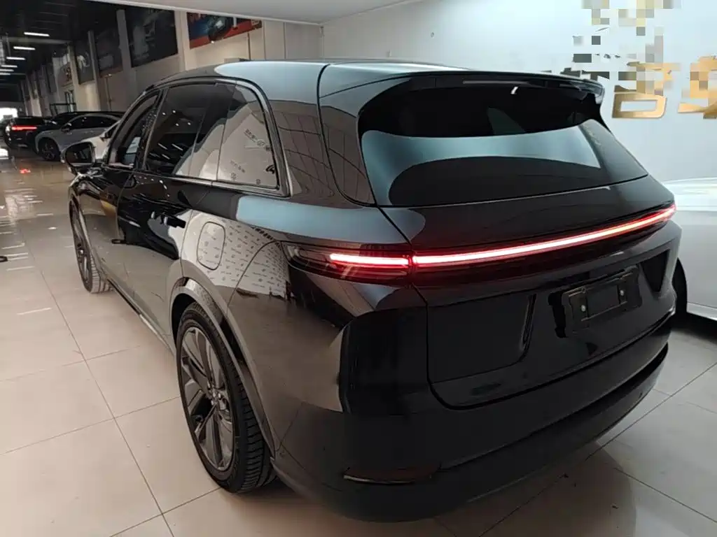 Li Auto Li L7 2025