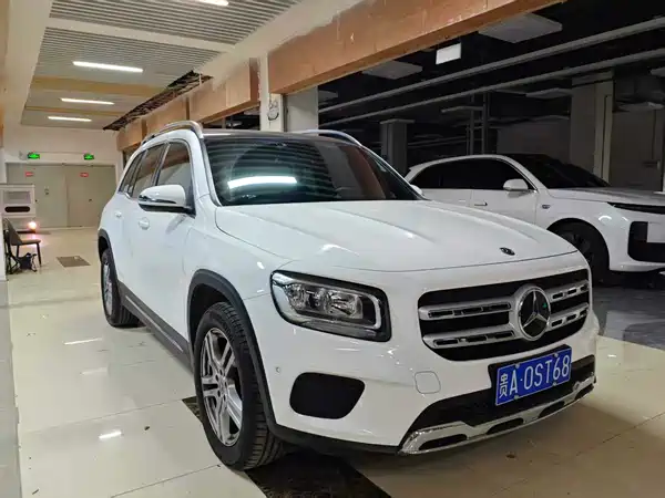 Mercedes-Benz GLB 2020