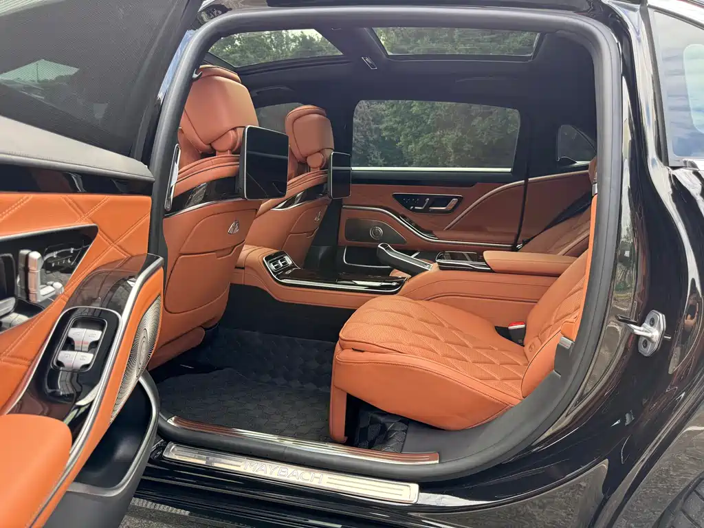Mercedes-Benz S-Class 2023 — фото 12