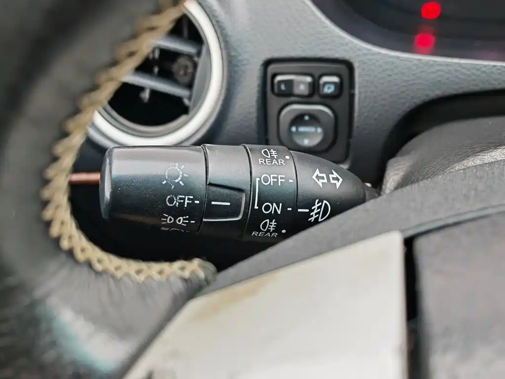 Luxgen Da7 SUV 2016 — фото 21