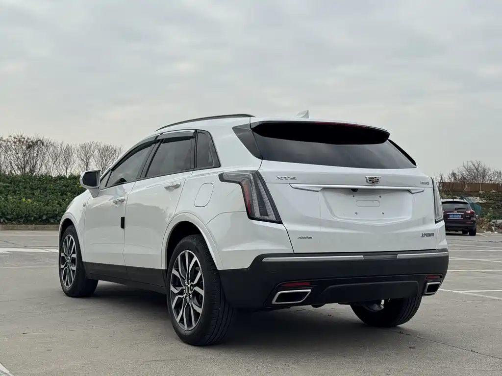Cadillac XT5 2023 — фото 7