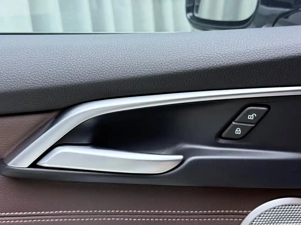 BMW 1 Series 2022 — фото 15