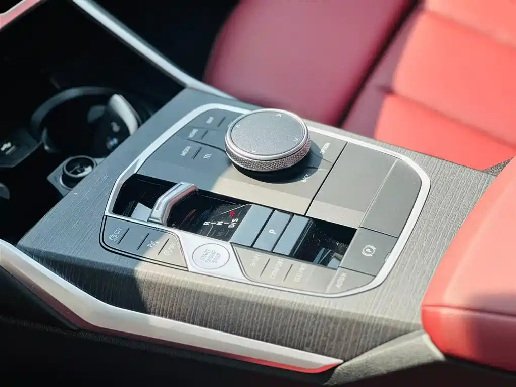 BMW 4 Series 2025 — фото 11