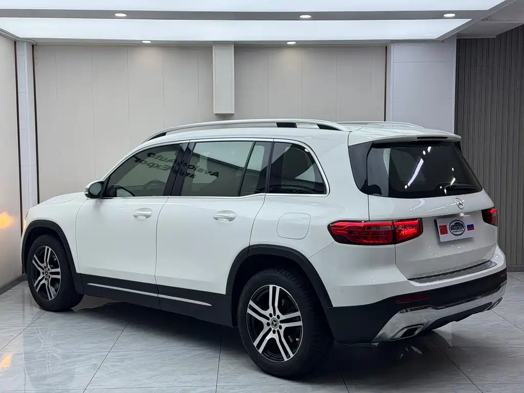 Mercedes-Benz GLB 2021