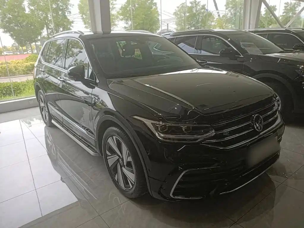 Volkswagen Tiguan L 2023