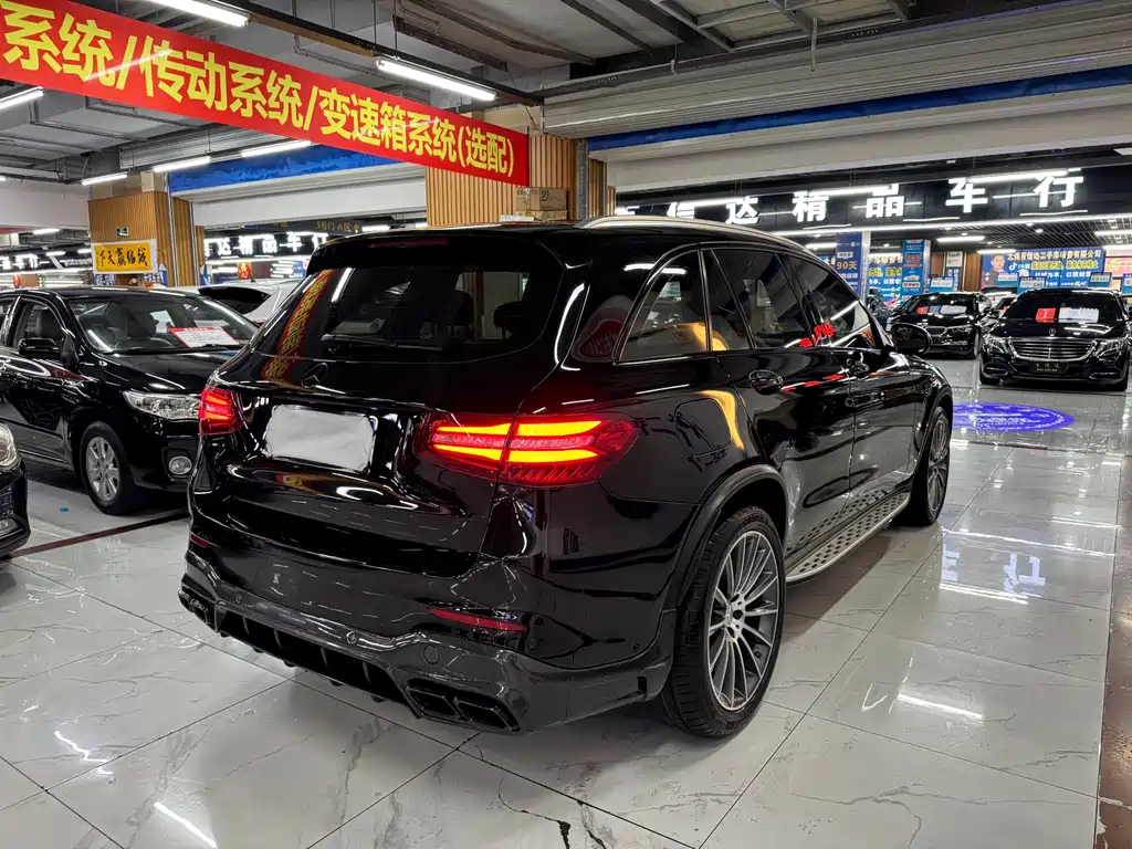 Mercedes-Benz GLC AMG 2019 — фото 11