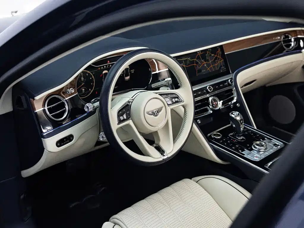 Bentley Flying Spur 2020 — фото 9
