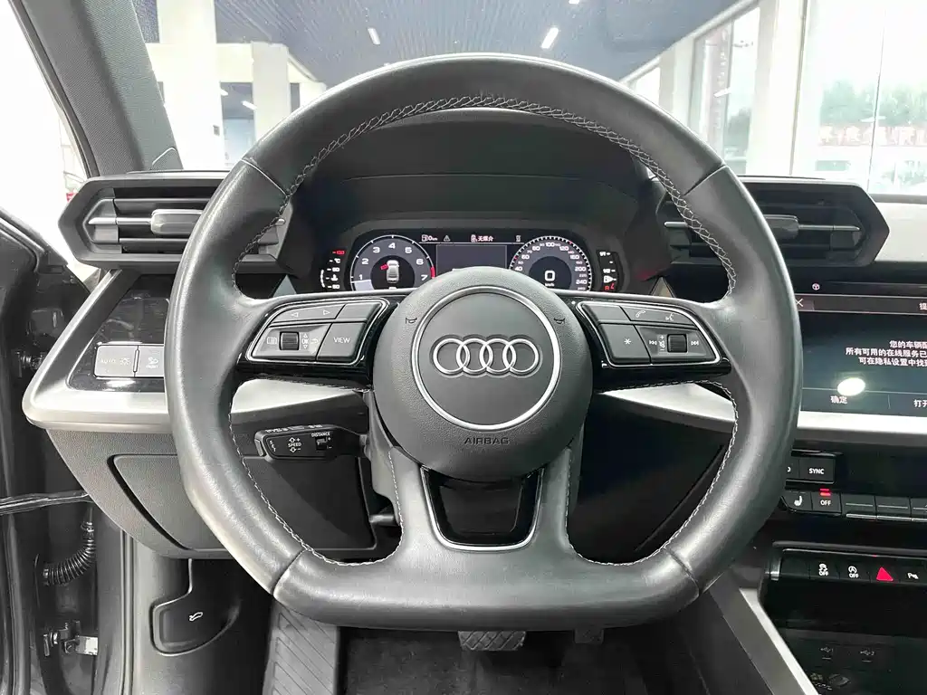 Audi A3 2023 — фото 8