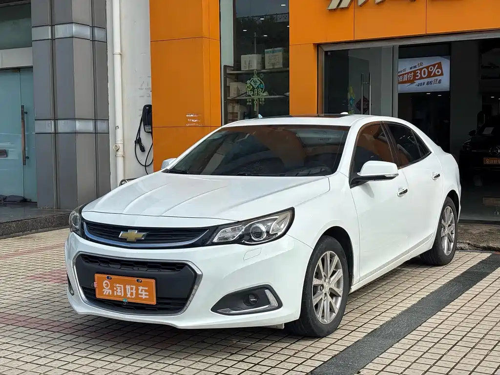 Chevrolet Malibu 2017 — фото 1