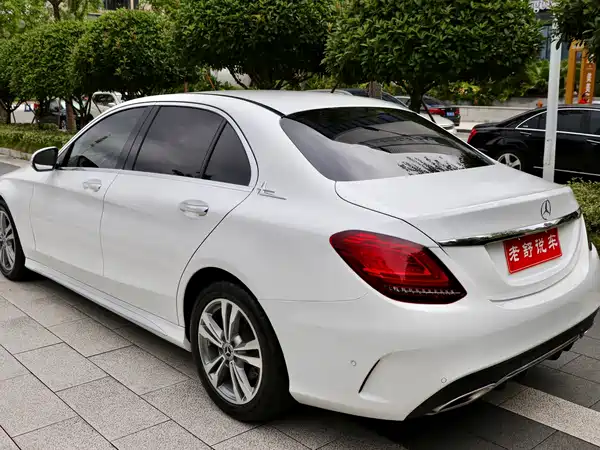 Mercedes-Benz C-Class 2019