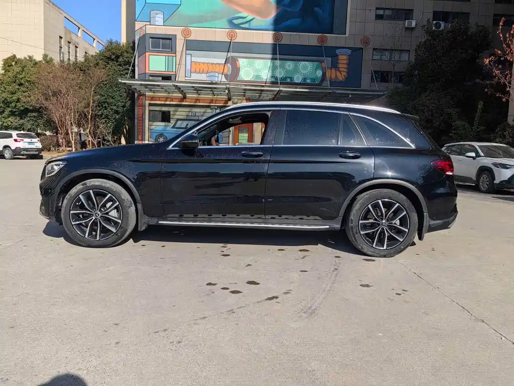 Mercedes-Benz GLC 2021 — фото 22