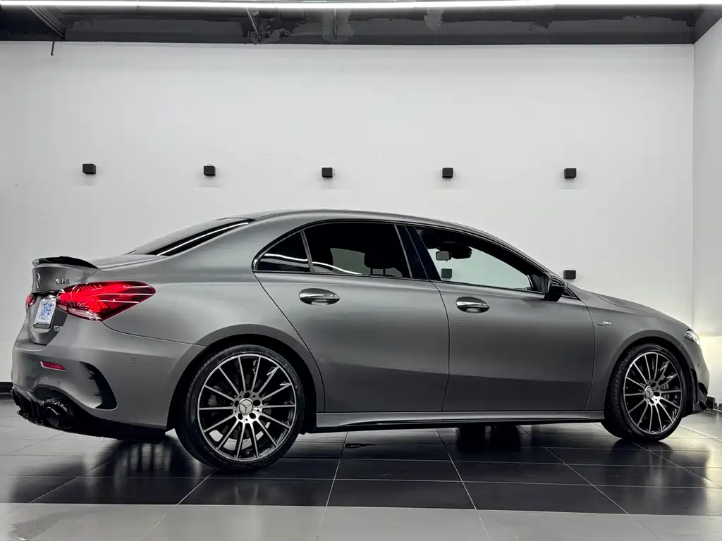 Mercedes-Benz A-Class AMG 2021 — фото 16