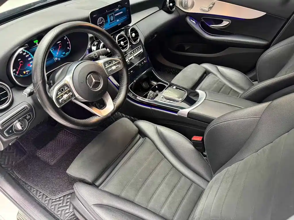 Mercedes-Benz C-Class 2021 — фото 11