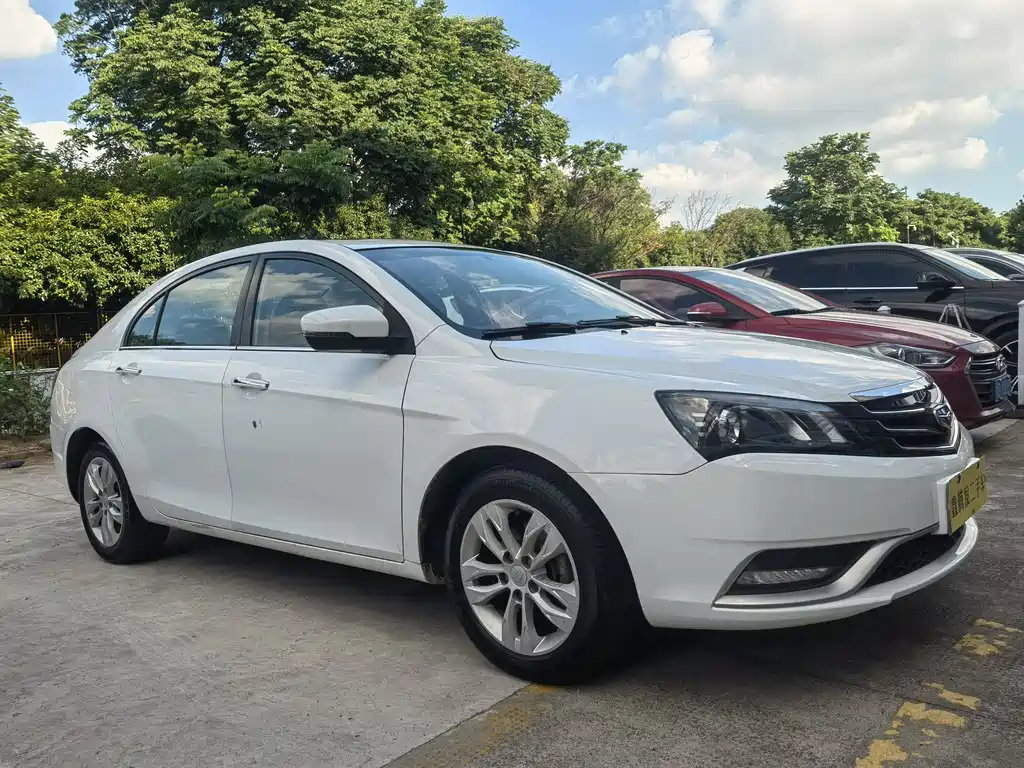 Geely Emgrand 2015
