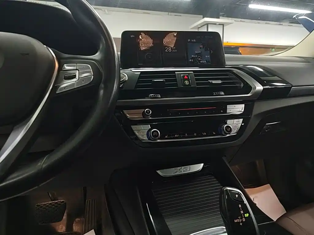 BMW X3 2019 — фото 13
