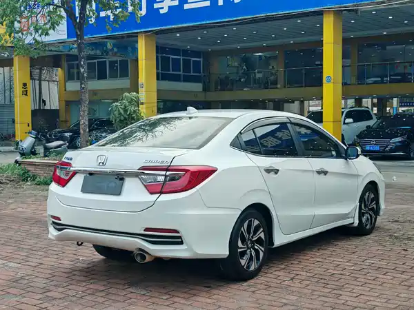 Honda Crider 2016
