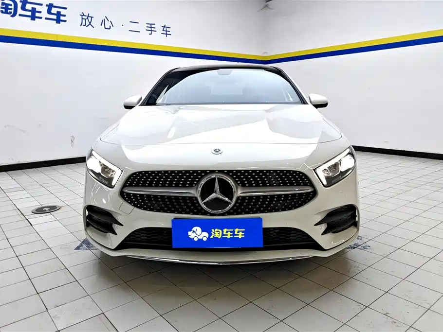 Mercedes-Benz A-Class 2023 — фото 2