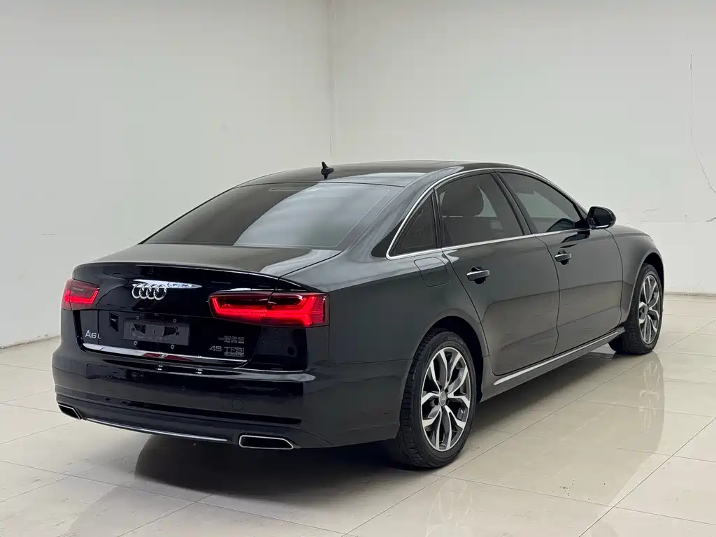 Audi A6L 2017 — фото 4
